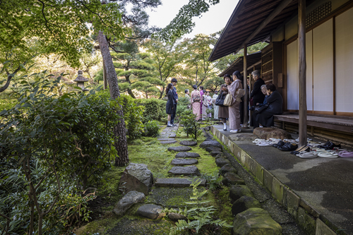 根津美術館茶室・披錦斎